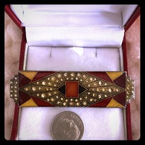 Spectacular Art Deco brooch